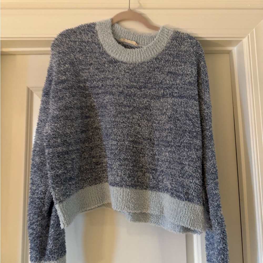 Michael Stars Blue Crew Neck Sweater with Medium Weight Knit - never worn!